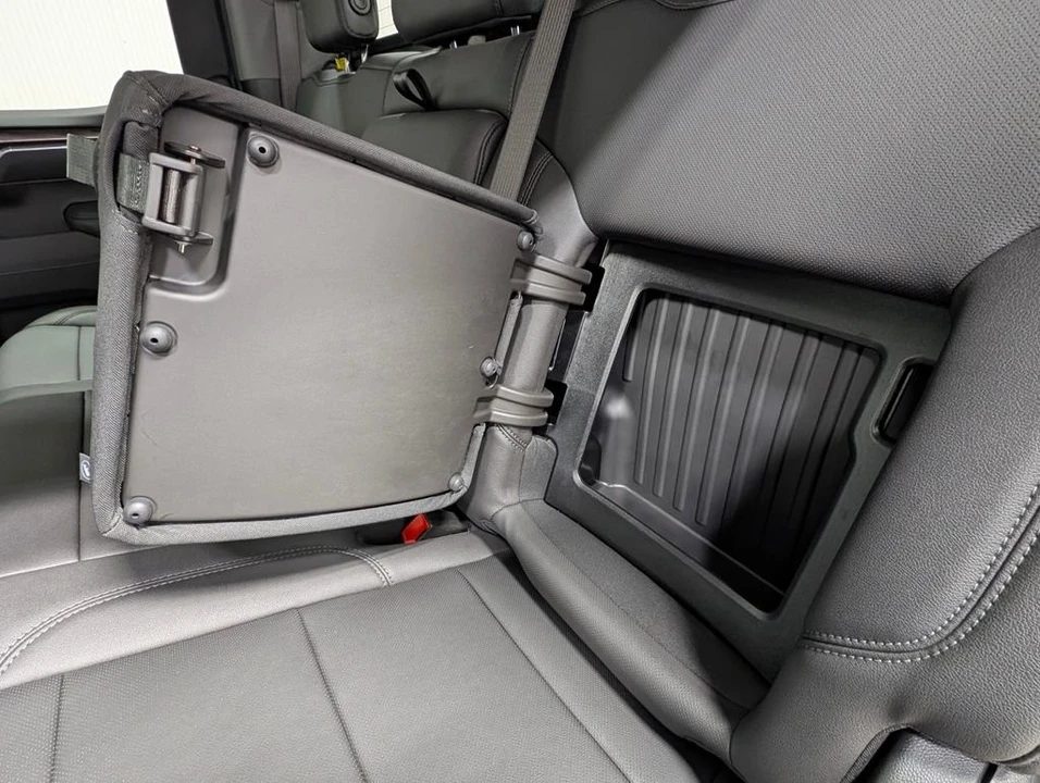 2025 Chevrolet Silverado 4th Gen - Image 13 of 21