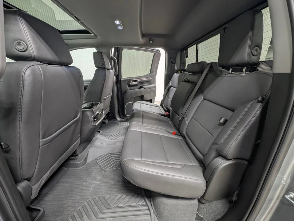 2025 Chevrolet Silverado 4th Gen - Image 12 of 21