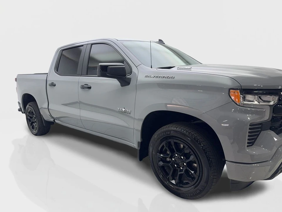 2025 Chevrolet Silverado 4th Gen - Image 10 of 21