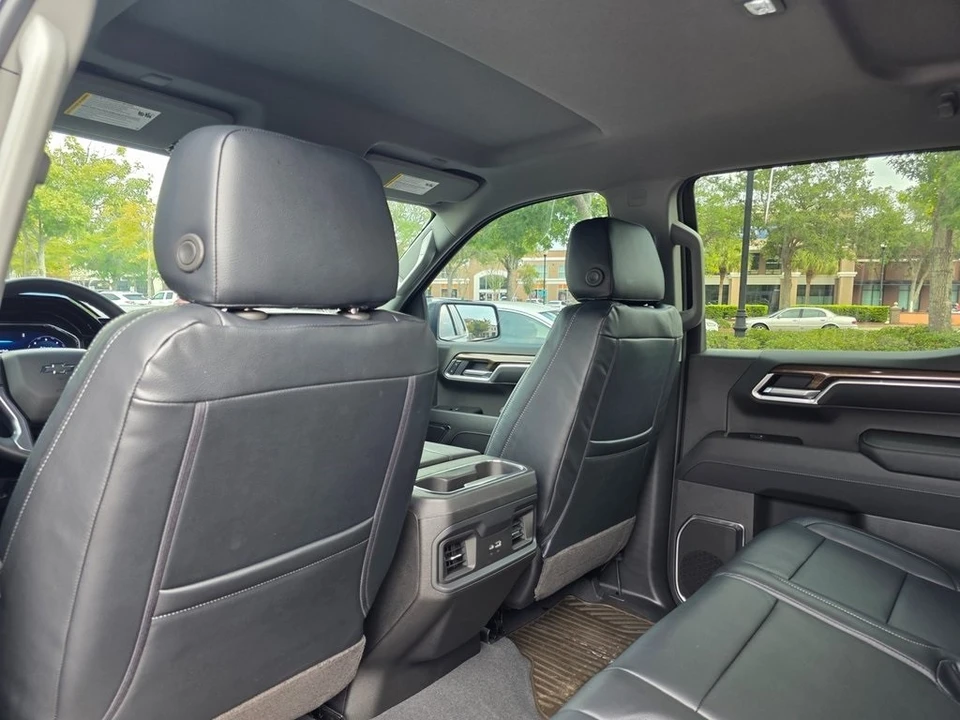 2025 Chevrolet Silverado 4th Gen - Image 11 of 12