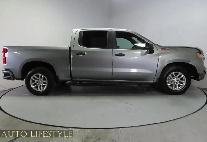 2025 Chevrolet Silverado 4th Gen - Image 9 of 21