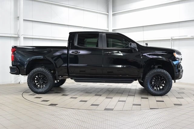 2025 Chevrolet Silverado 4th Gen - Image 9 of 12