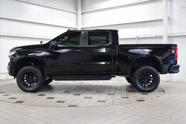2025 Chevrolet Silverado 4th Gen - Image 3 of 12
