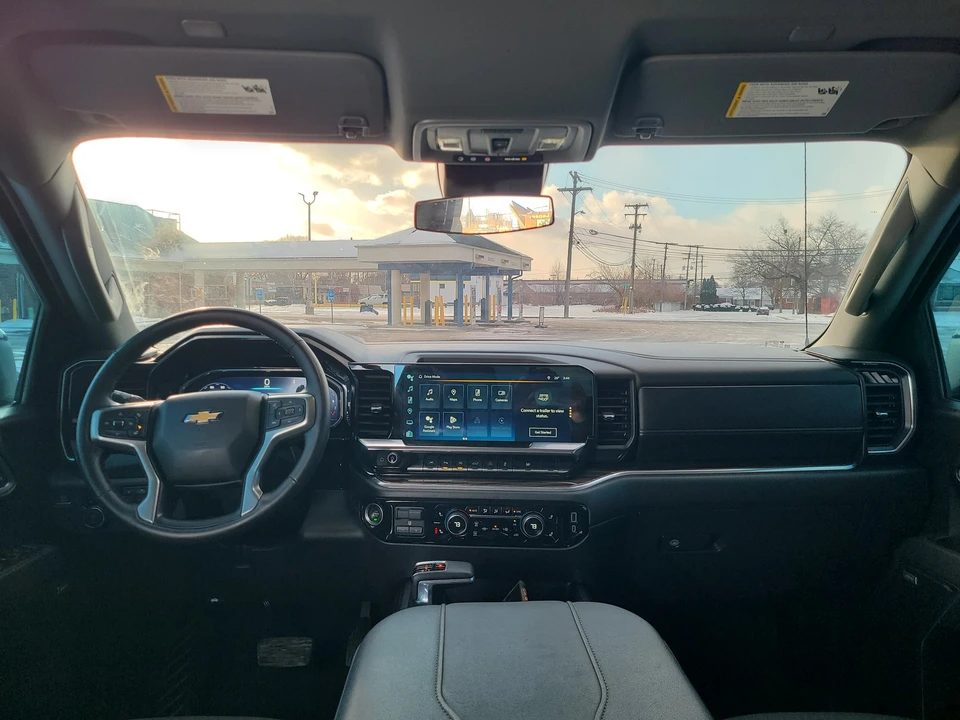 2025 Chevrolet Silverado 4th Gen - Image 16 of 21