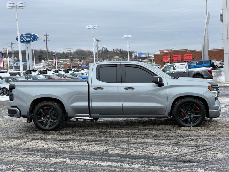 2025 Chevrolet Silverado 4th Gen - Image 2 of 12