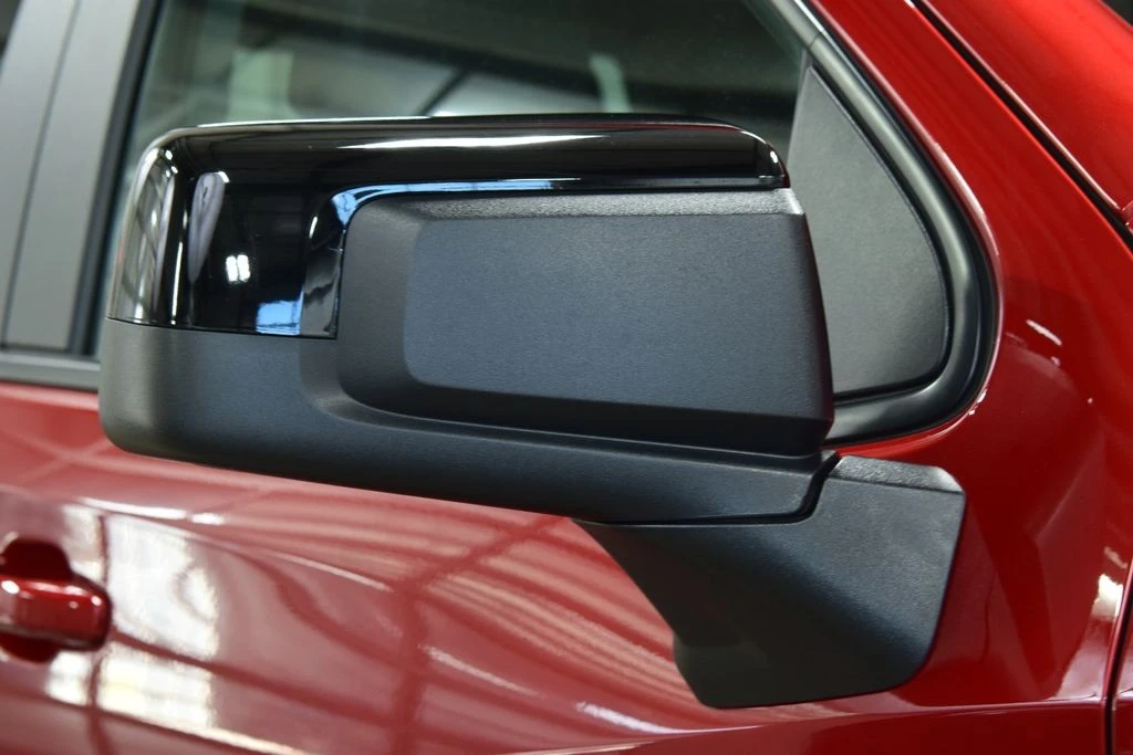 2025 Chevrolet Silverado 4th Gen - Image 18 of 21