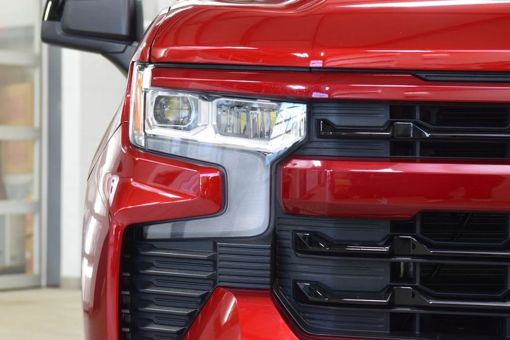 2025 Chevrolet Silverado 4th Gen - Image 12 of 21