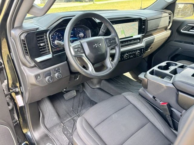 2025 Chevrolet Silverado 4th Gen - Image 9 of 21