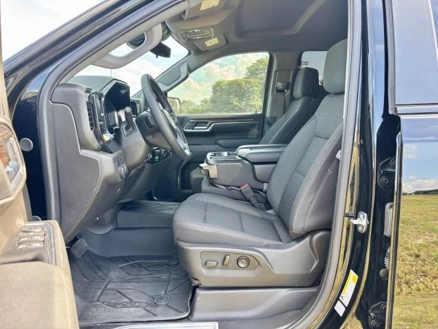 2025 Chevrolet Silverado 4th Gen - Image 8 of 21