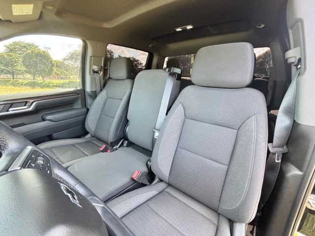 2025 Chevrolet Silverado 4th Gen - Image 10 of 21