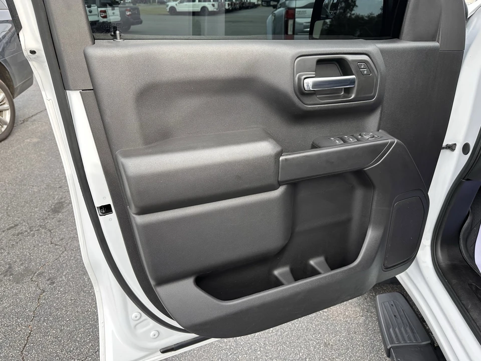 2025 Chevrolet Silverado 4th Gen - Image 11 of 21