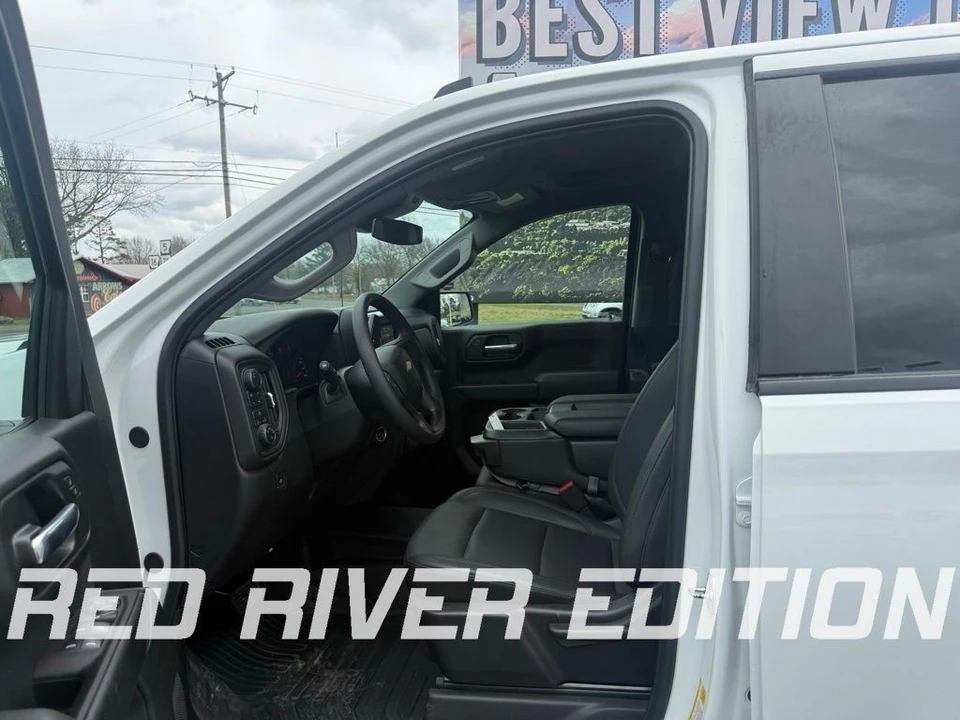 2025 Chevrolet Silverado 4th Gen - Image 19 of 21