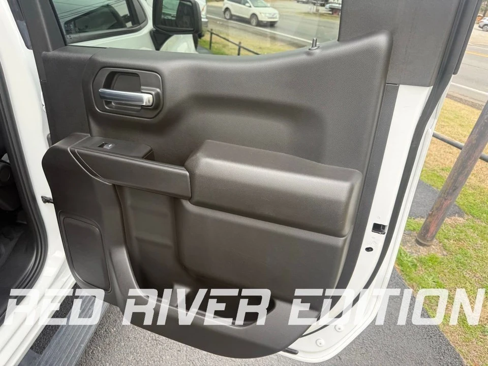 2025 Chevrolet Silverado 4th Gen - Image 16 of 21