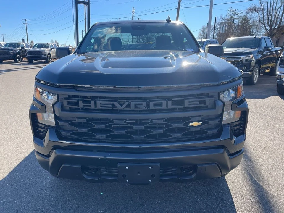 2025 Chevrolet Silverado 4th Gen - Image 8 of 12