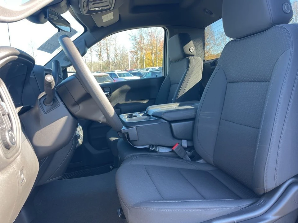 2025 Chevrolet Silverado 4th Gen - Image 10 of 21