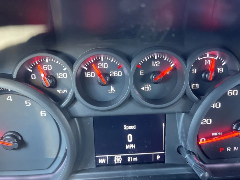 2025 Chevrolet Silverado 4th Gen - Image 19 of 21