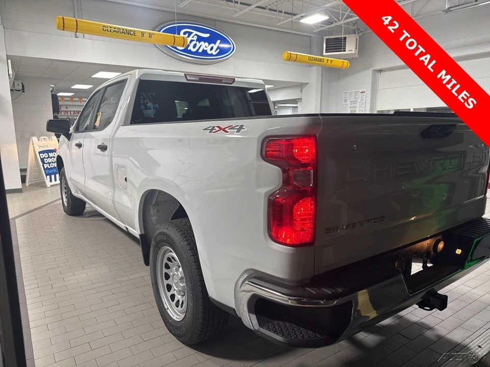 2025 Chevrolet Silverado 4th Gen - Image 5 of 13