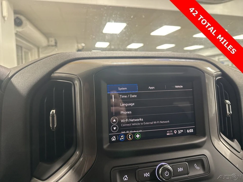 2025 Chevrolet Silverado 4th Gen - Image 9 of 13