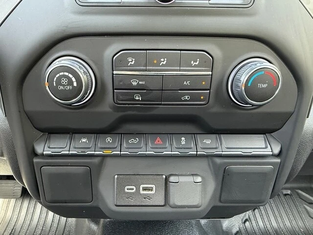 2025 Chevrolet Silverado 4th Gen - Image 19 of 21
