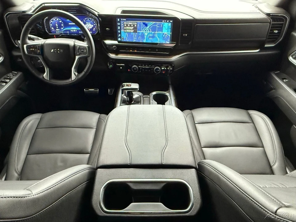2025 Chevrolet Silverado 4th Gen - Image 17 of 21
