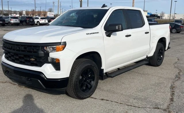 2025 Chevrolet Silverado 4th Gen - Image 2 of 10