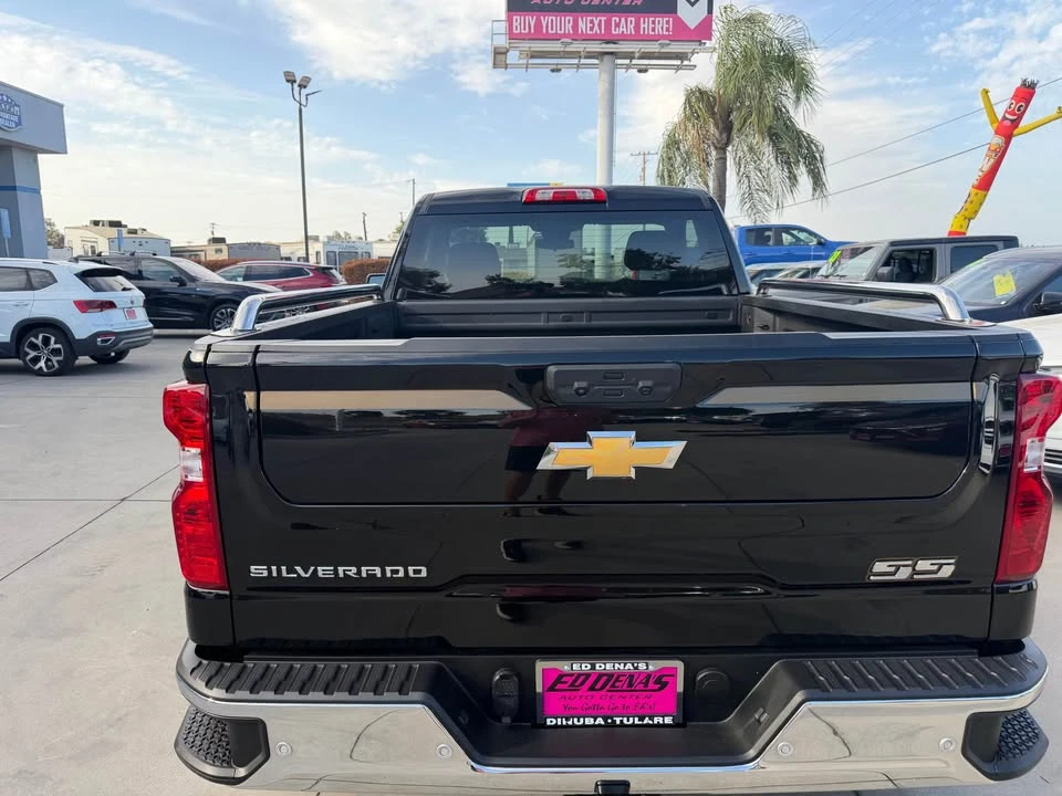 2025 Chevrolet Silverado 4th Gen - Image 2 of 9