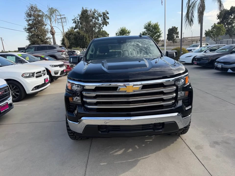 2025 Chevrolet Silverado 4th Gen - Image 3 of 9