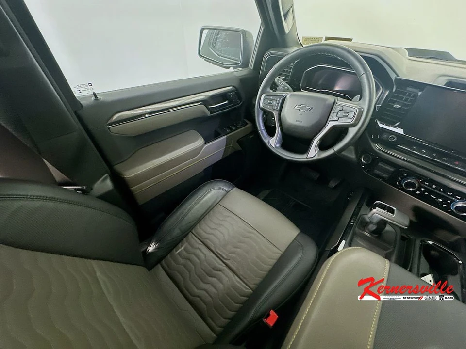 2025 Chevrolet Silverado 4th Gen - Image 9 of 24