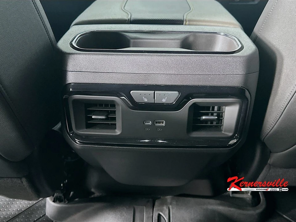 2025 Chevrolet Silverado 4th Gen - Image 22 of 24