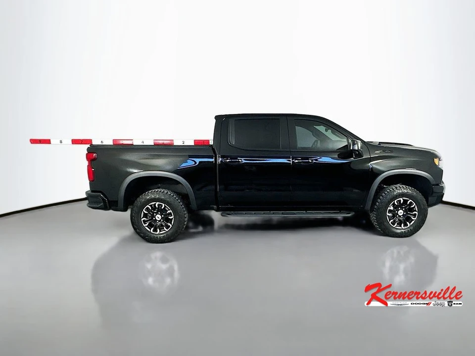 2025 Chevrolet Silverado 4th Gen - Image 8 of 24