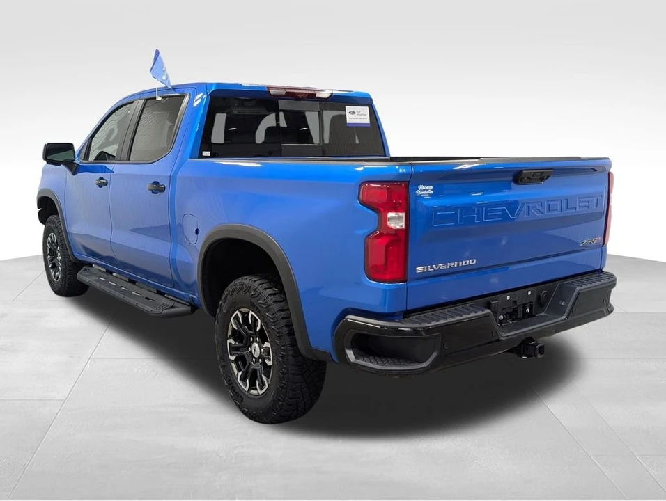 2025 Chevrolet Silverado 4th Gen - Image 9 of 12