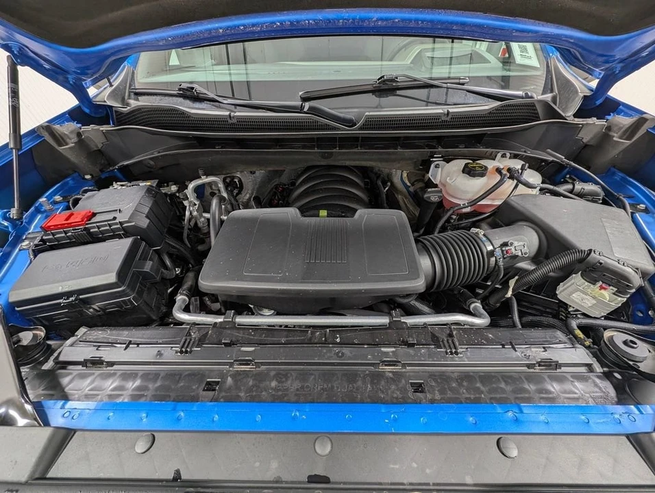 2025 Chevrolet Silverado 4th Gen - Image 11 of 12