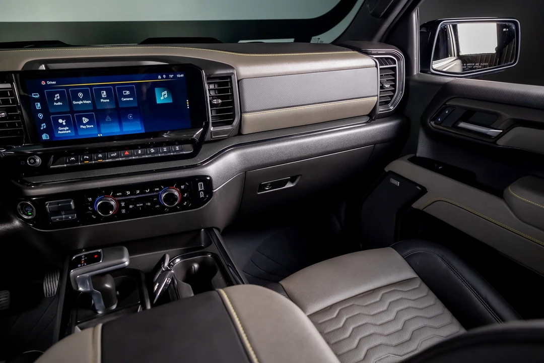 2025 Chevrolet Silverado 4th Gen - Image 8 of 21