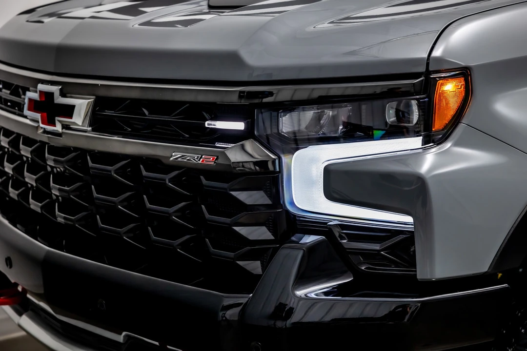 2025 Chevrolet Silverado 4th Gen - Image 15 of 21