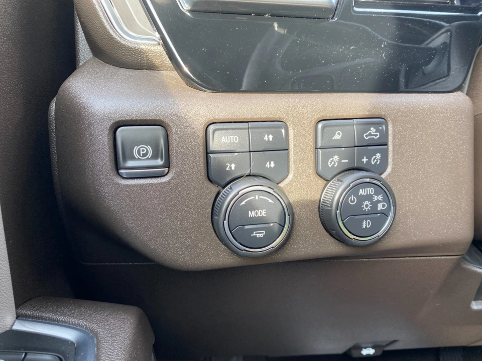 2025 Chevrolet Silverado 4th Gen - Image 14 of 21