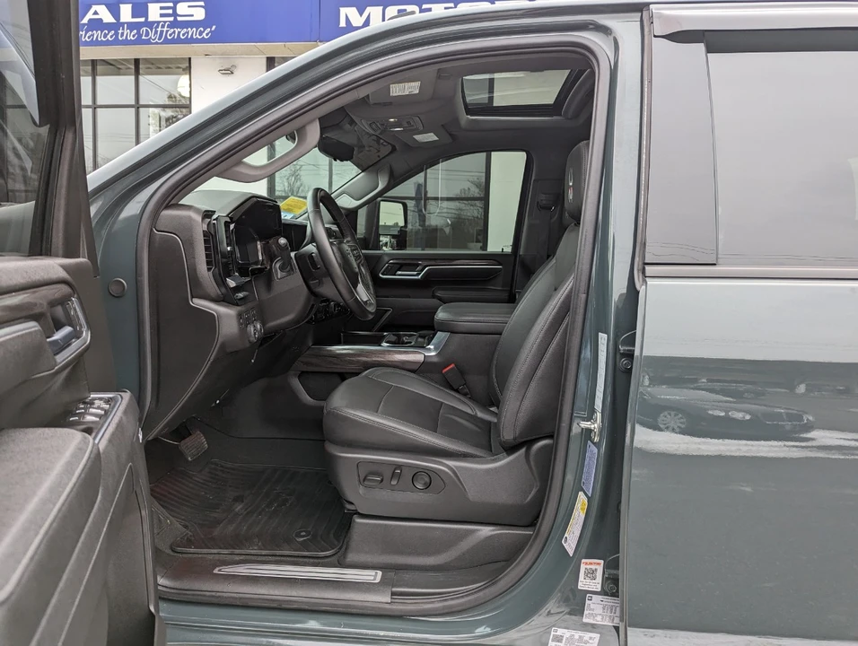 2025 Chevrolet Silverado 4th Gen - Image 13 of 21
