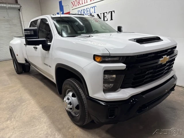 2025 Chevrolet Silverado 4th Gen - Image 2 of 21