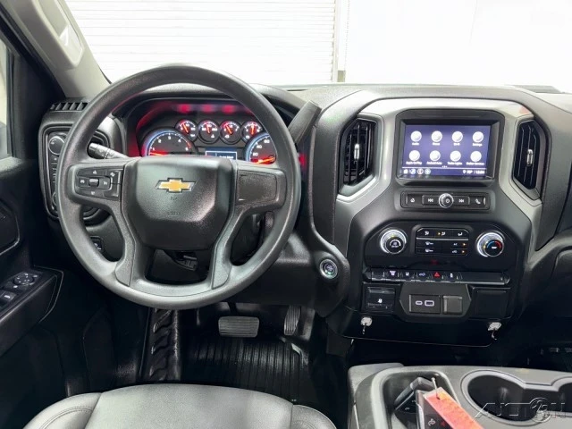 2025 Chevrolet Silverado 4th Gen - Image 16 of 21