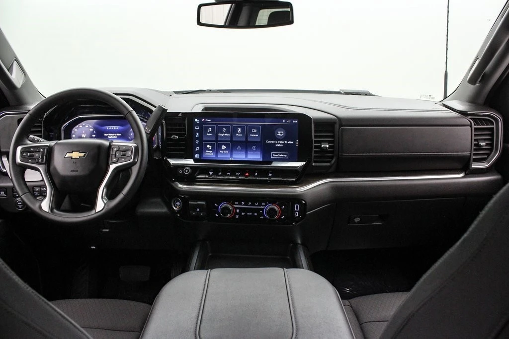 2025 Chevrolet Silverado 4th Gen - Image 19 of 21