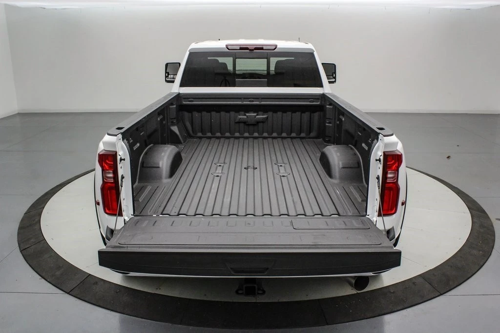 2025 Chevrolet Silverado 4th Gen - Image 7 of 21