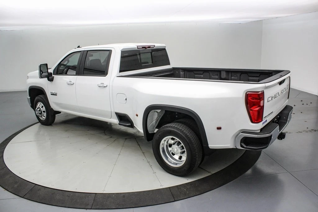 2025 Chevrolet Silverado 4th Gen - Image 8 of 21