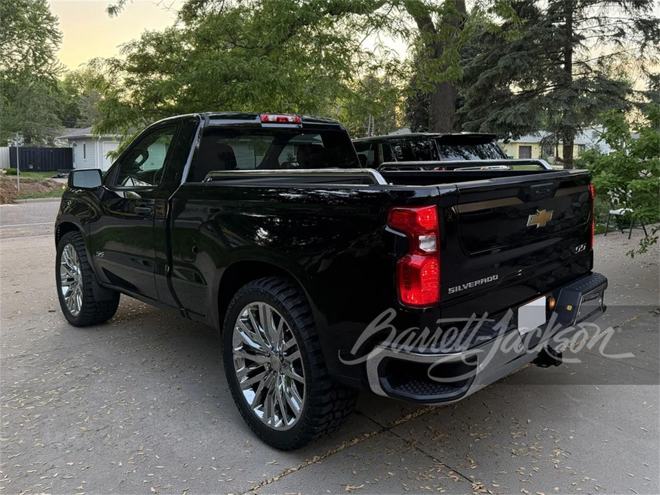 2025 Chevrolet Silverado 4th Gen - Image 3 of 5