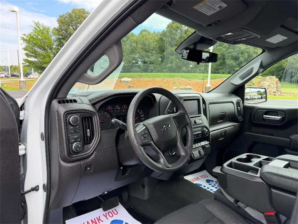 2025 Chevrolet Silverado 4th Gen - Image 31 of 31