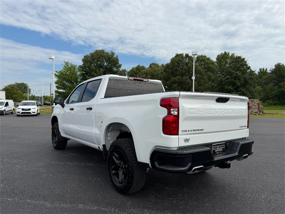 2025 Chevrolet Silverado 4th Gen - Image 6 of 31