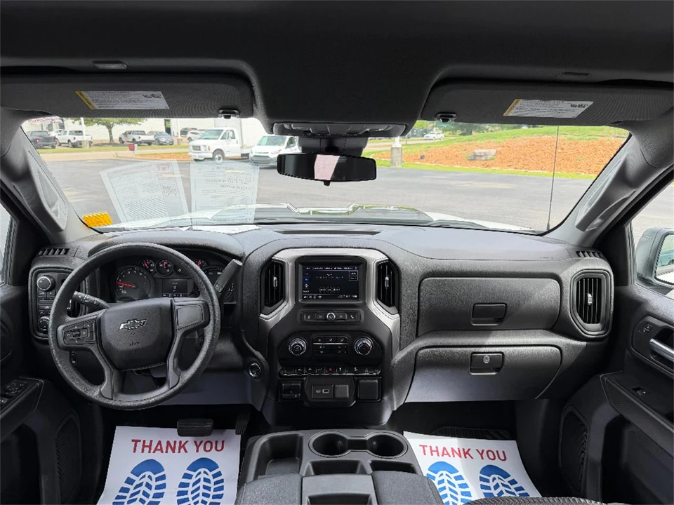 2025 Chevrolet Silverado 4th Gen - Image 20 of 31