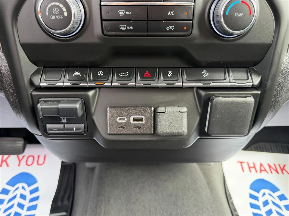 2025 Chevrolet Silverado 4th Gen - Image 24 of 31