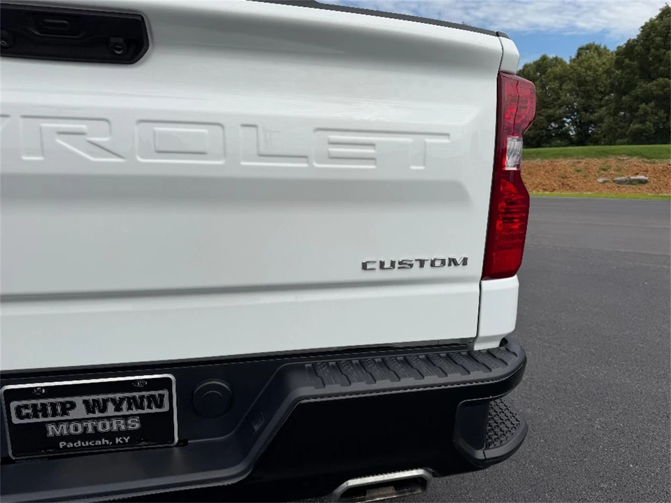 2025 Chevrolet Silverado 4th Gen - Image 12 of 31