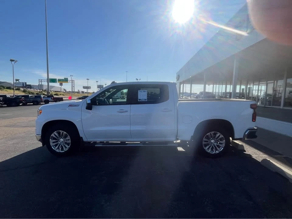 2025 Chevrolet Silverado 1st Gen - Image 3 of 8