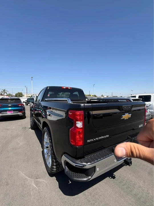 2025 Chevrolet Silverado 1st Gen - Image 5 of 9