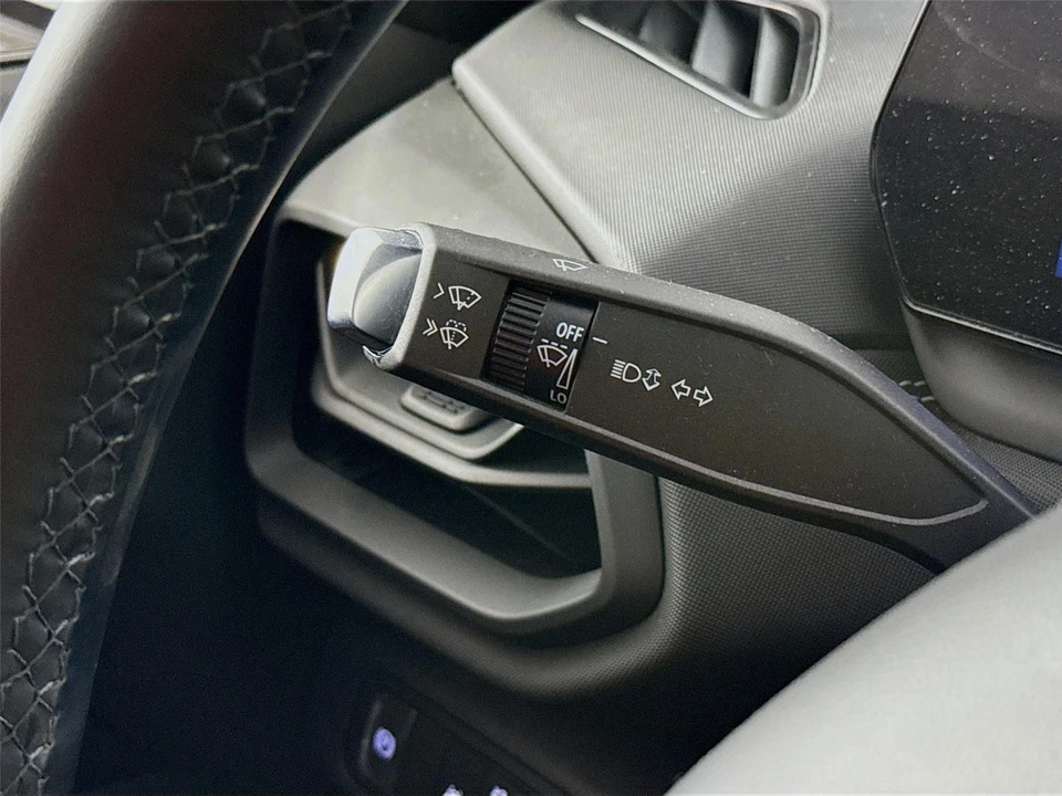 2025 Chevrolet Silverado - Image 3 of 30